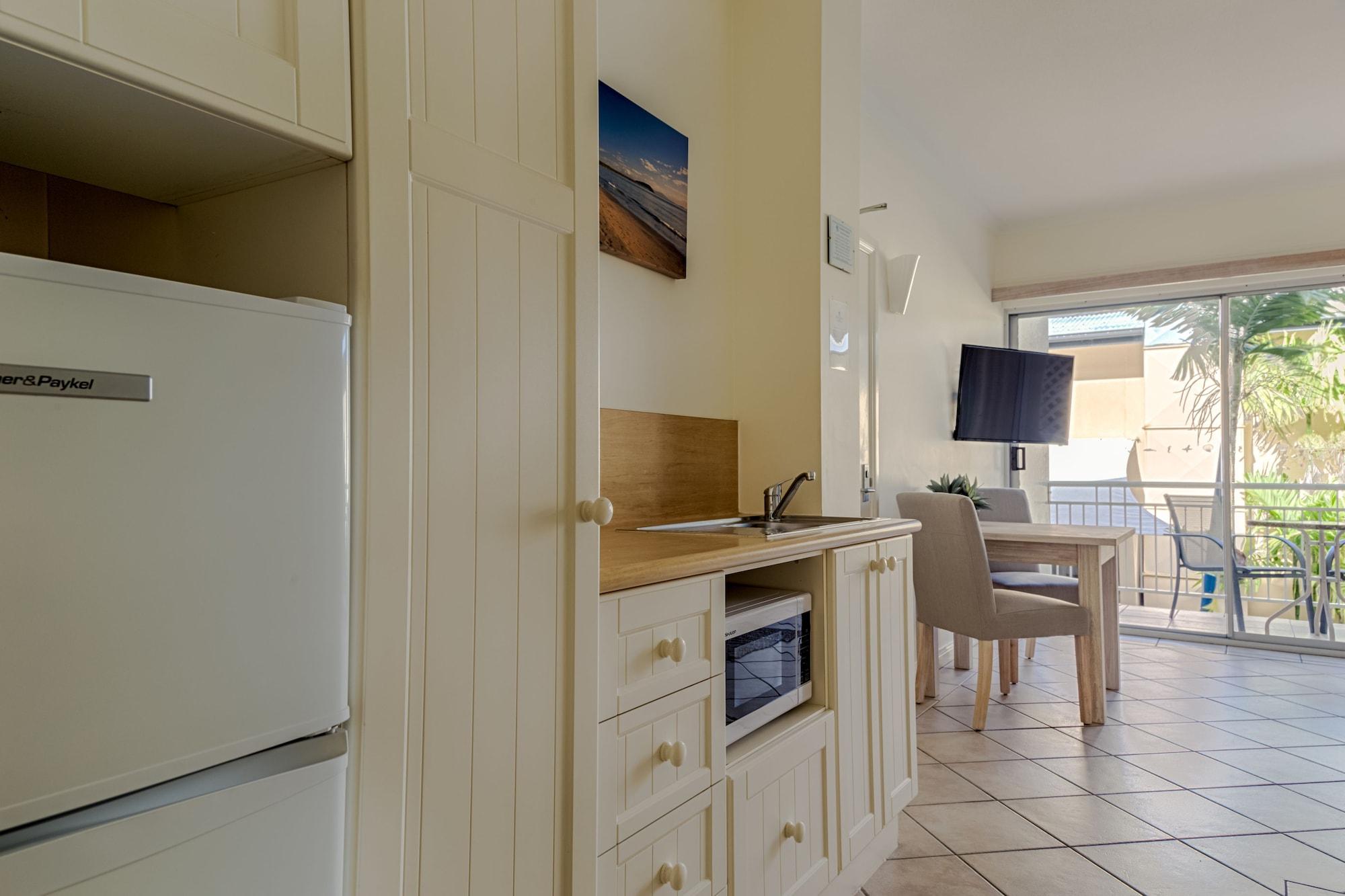 Macrossan House Boutique Holiday Apartments Порт Дъглас Екстериор снимка