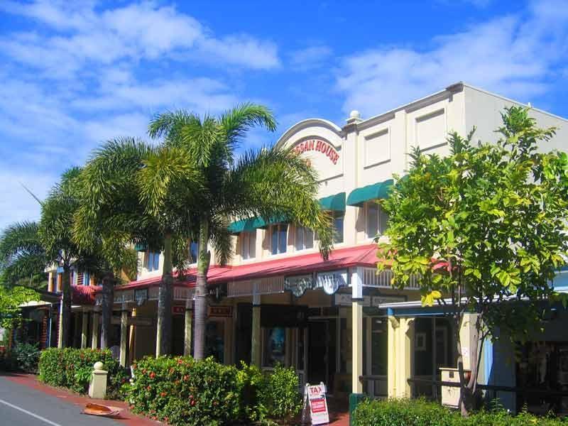 Macrossan House Boutique Holiday Apartments Порт Дъглас Екстериор снимка