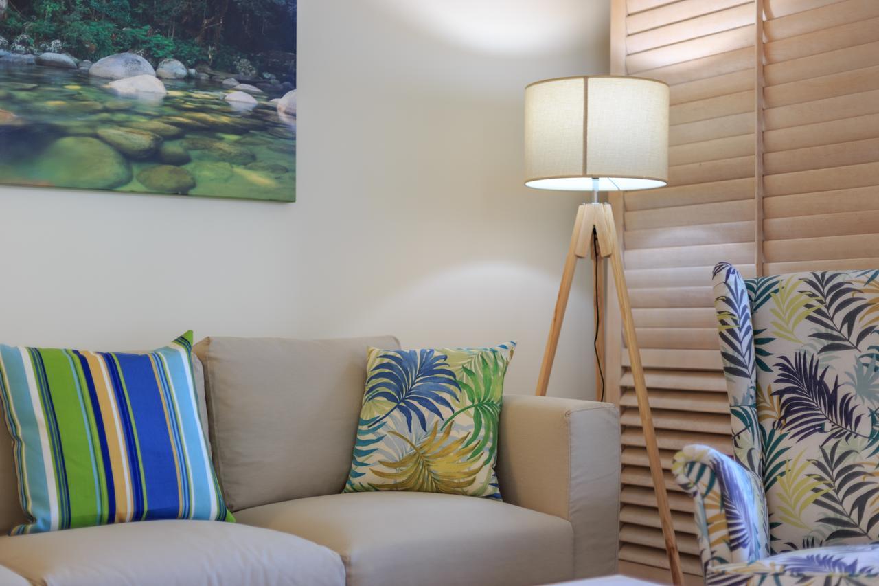 Macrossan House Boutique Holiday Apartments Порт Дъглас Екстериор снимка