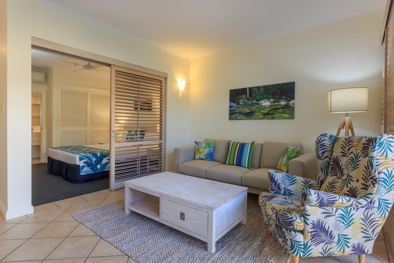 Macrossan House Boutique Holiday Apartments Порт Дъглас Екстериор снимка