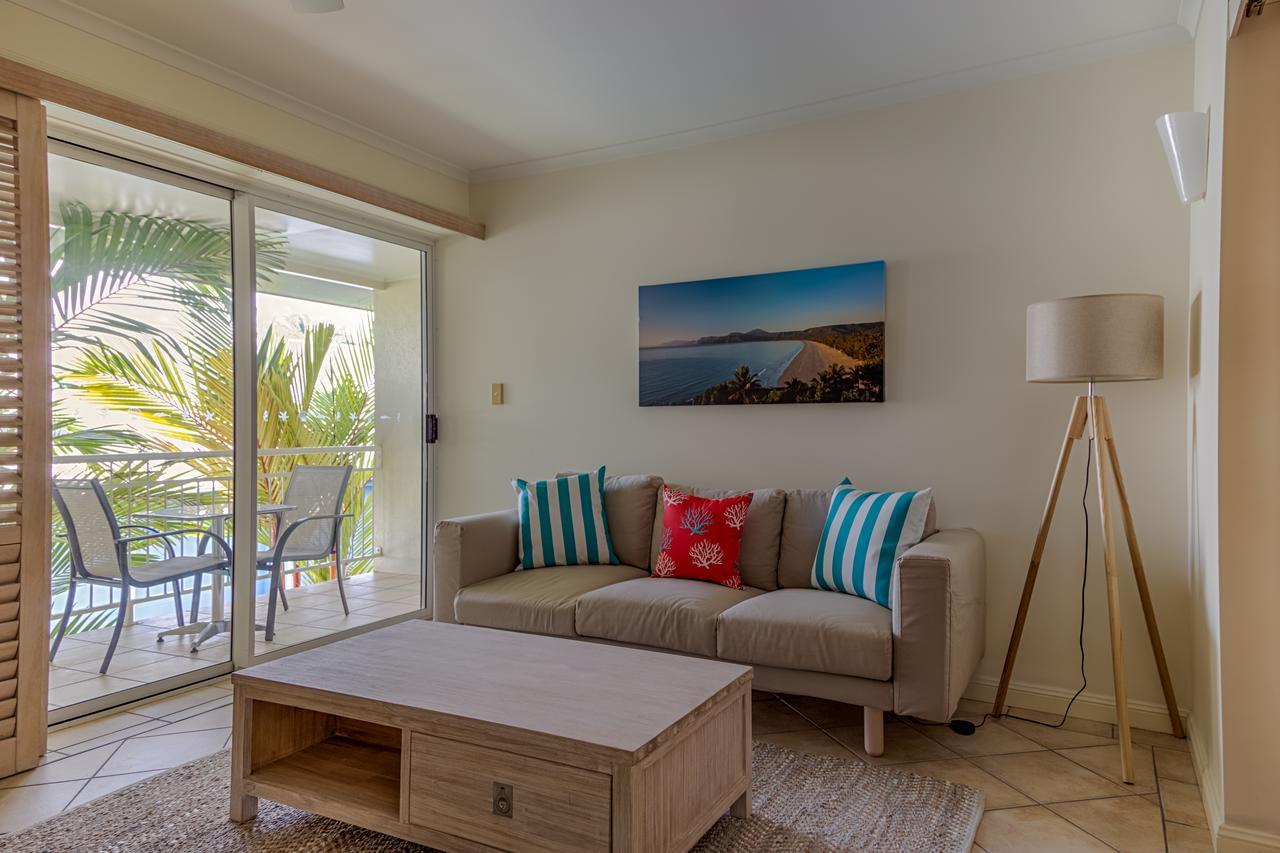 Macrossan House Boutique Holiday Apartments Порт Дъглас Екстериор снимка