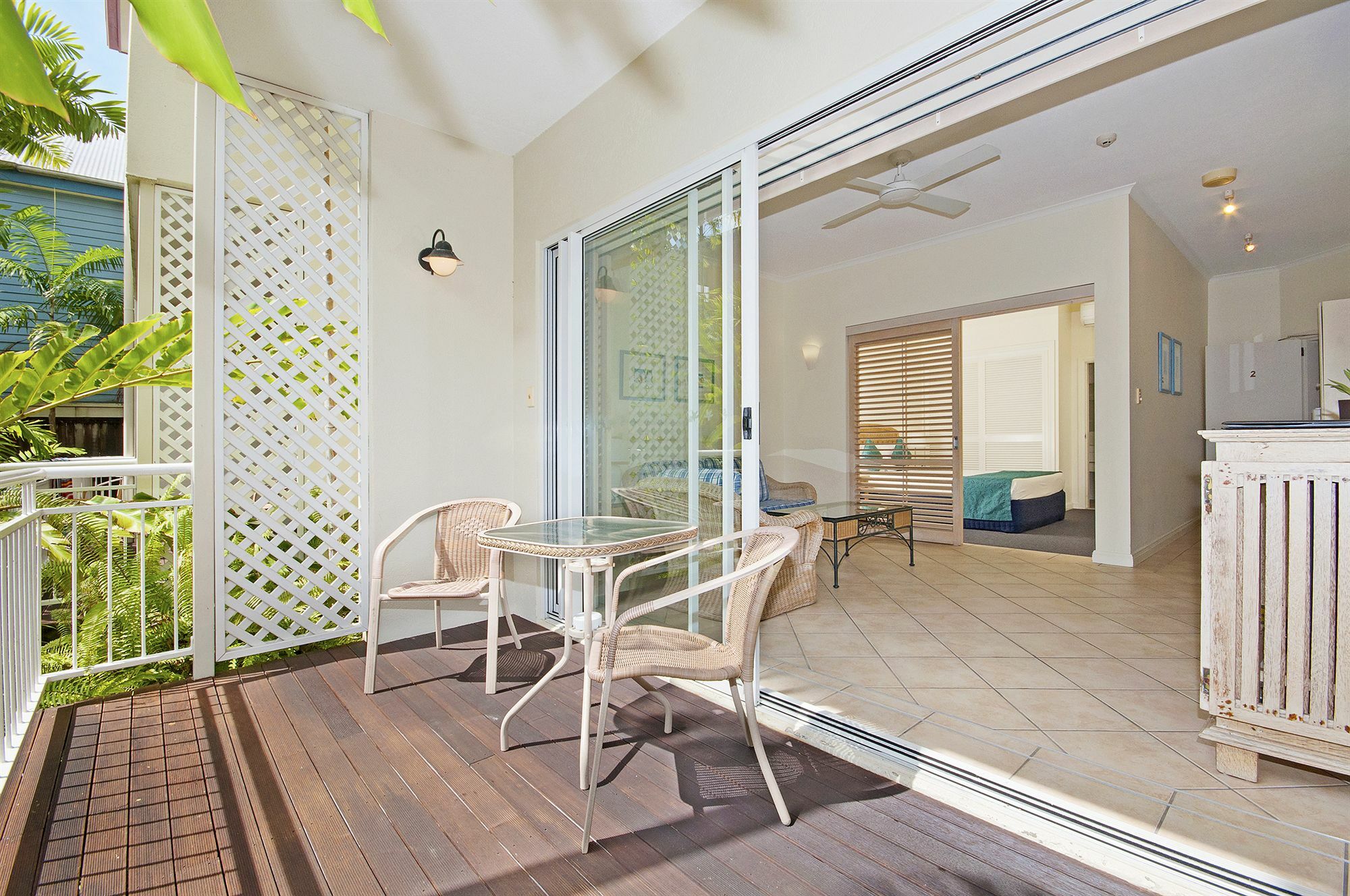 Macrossan House Boutique Holiday Apartments Порт Дъглас Екстериор снимка