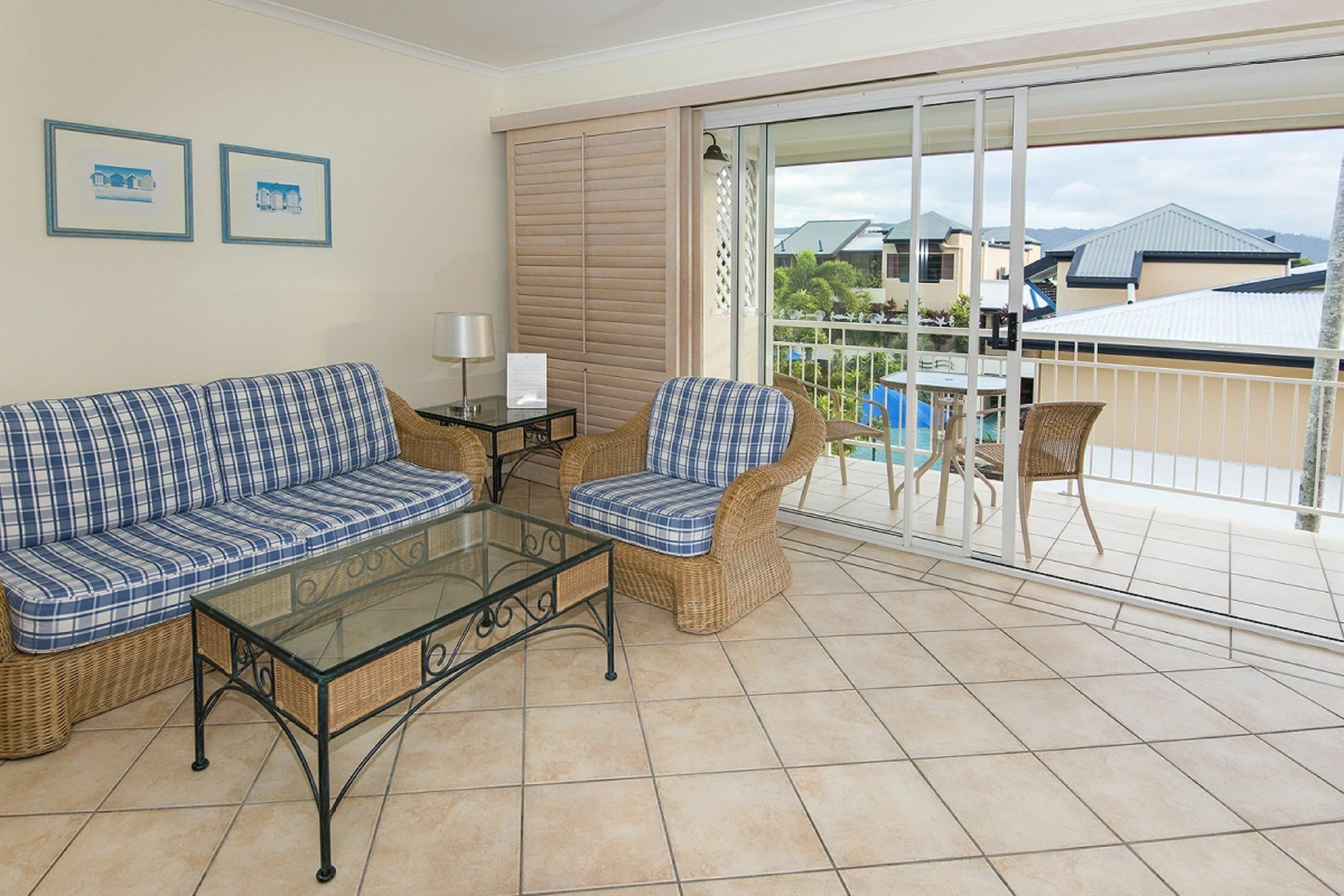 Macrossan House Boutique Holiday Apartments Порт Дъглас Екстериор снимка